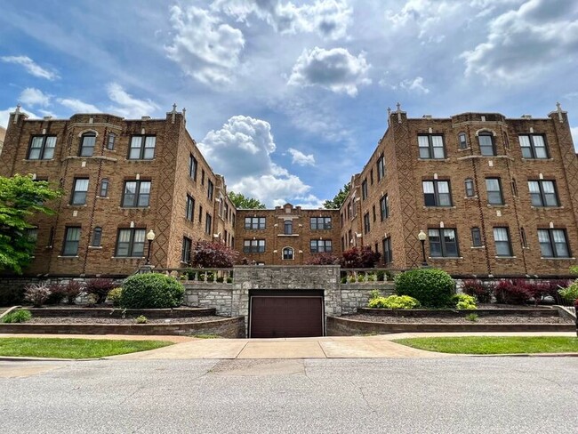 Photo - 6238-6242 Southwood Ave Condominio