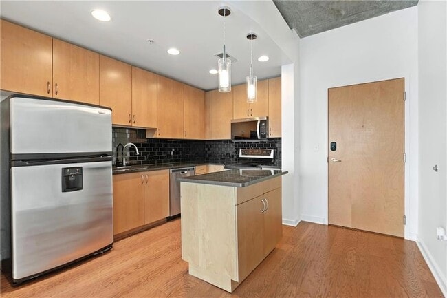 Photo - 860 Peachtree St NE Unit 1313