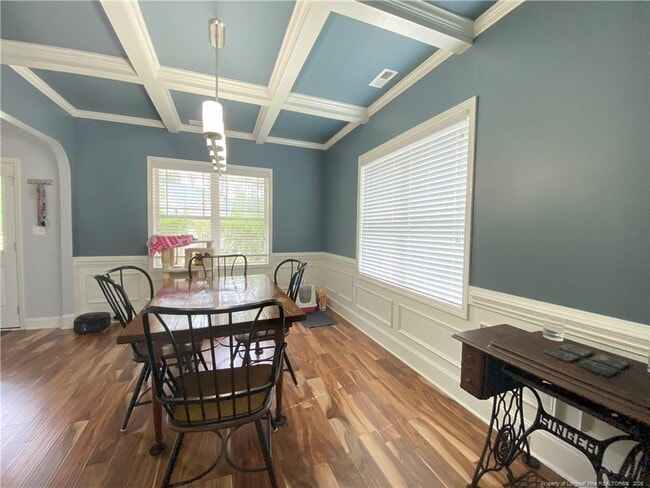 Photo - 351 Maplewood Dr