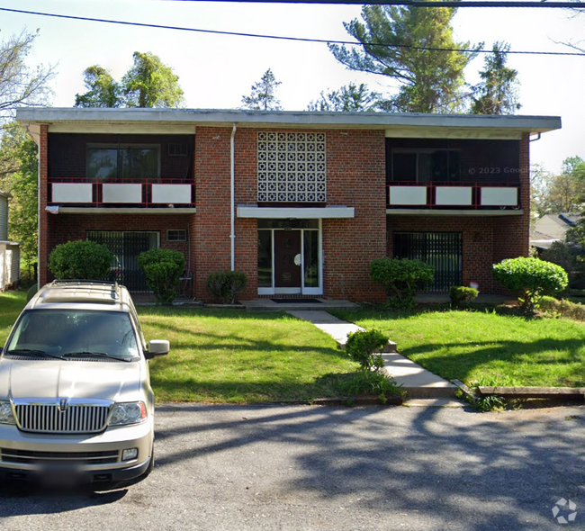 Building Photo - 6511 Brighton Ave Unit D Rental