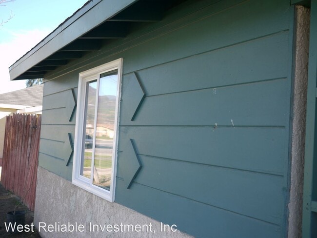 Photo - 3 br, 2 bath House - 1125 East Marshall Blvd