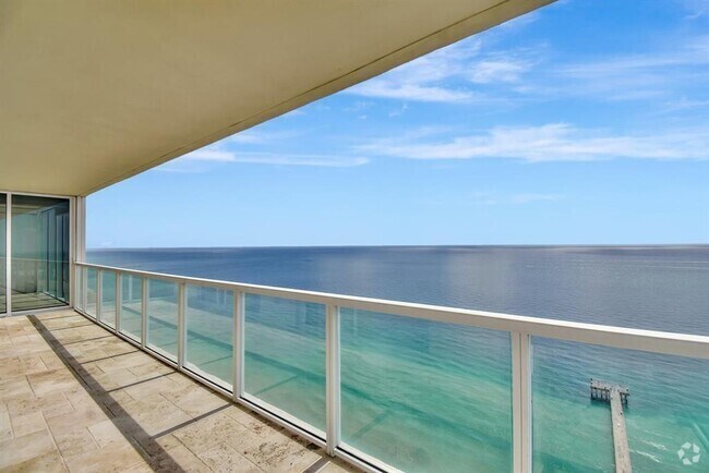 Building Photo - 16699 Collins Ave Rental