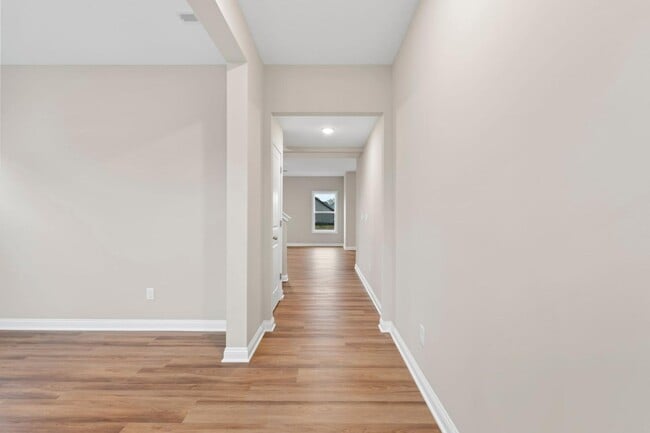 Photo - 109 Clearwater Dr