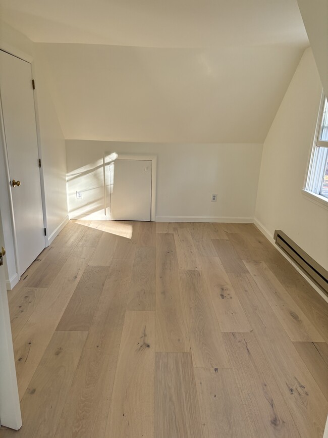 Photo - 93 Twin Hill Rd Unit Renovated Falmouth Apt