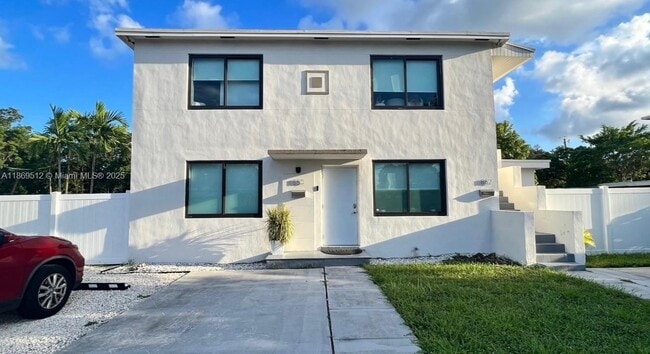 Building Photo - 850 NE 124th St Unit 850 Rental