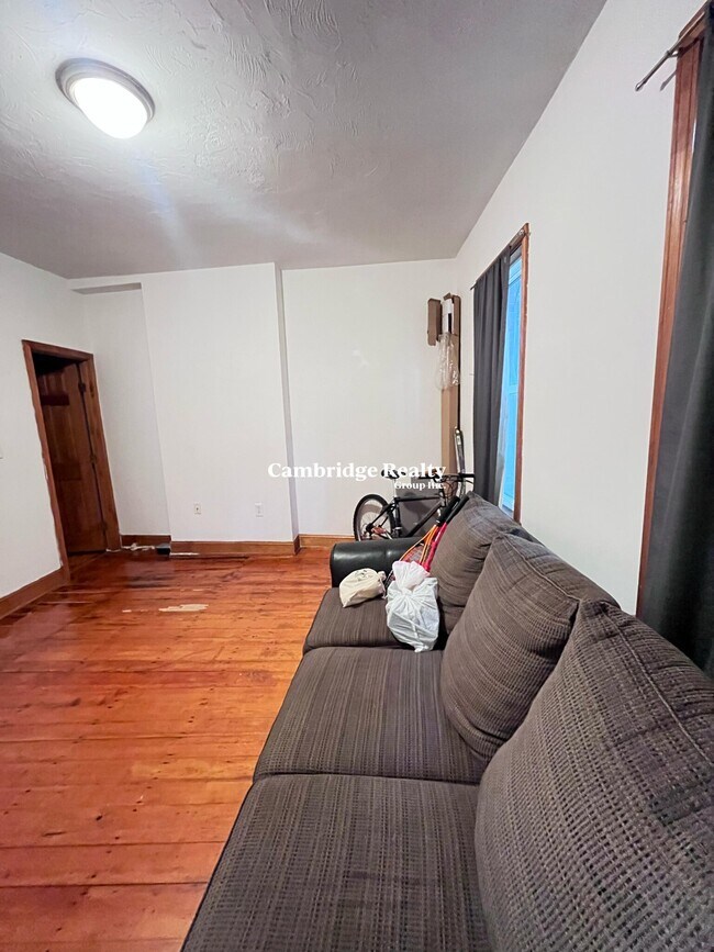 7 Sewall St Unit B