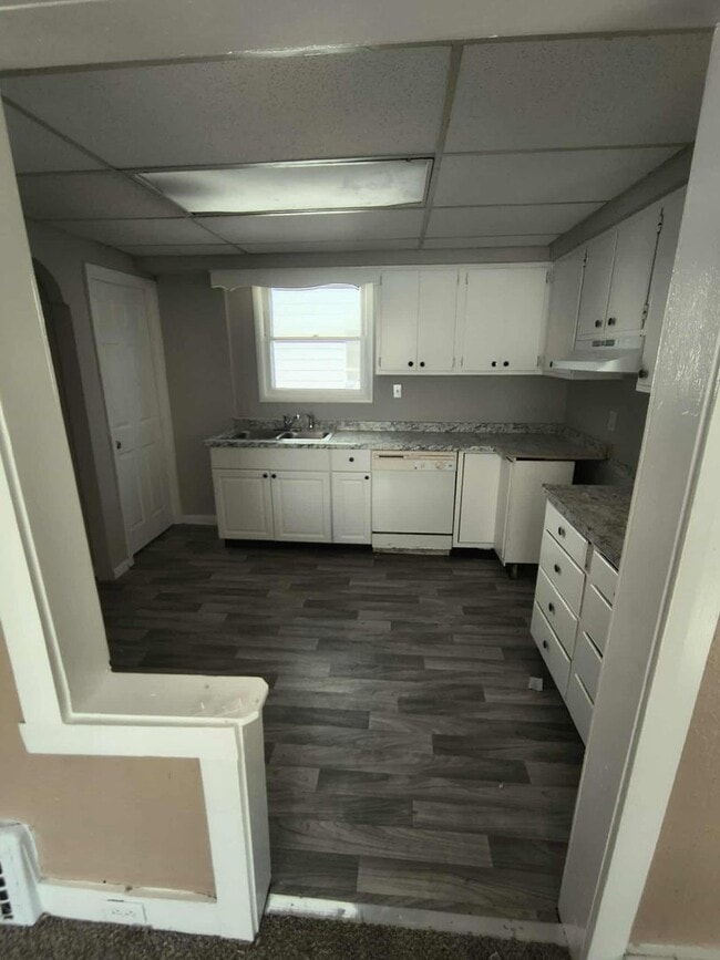 Photo - Cute 3 Bedroom Fully Renovated House in We...