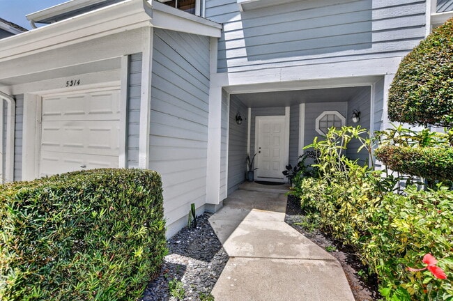 5314 Sapphire Valley