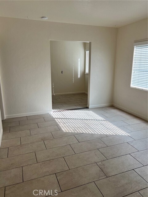 Photo - 635 W 17th St