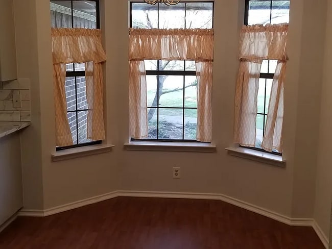 Photo - 1700 Audra Ln