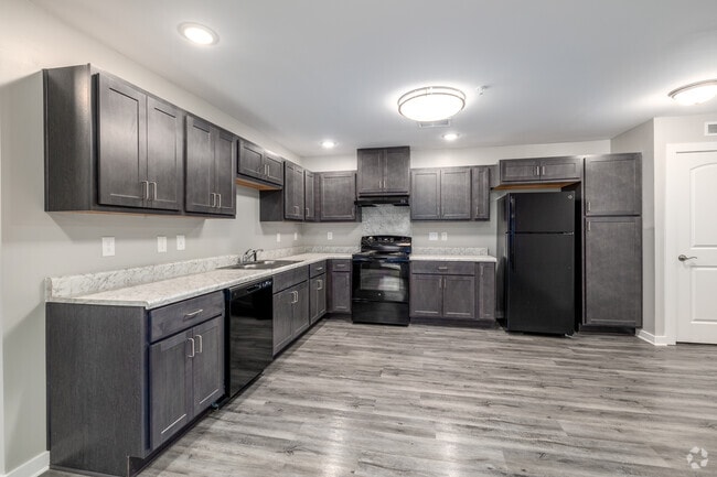 3BR, 2BA - 1,123SF - Kitchen