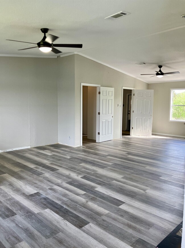 Photo - 2203 25th St