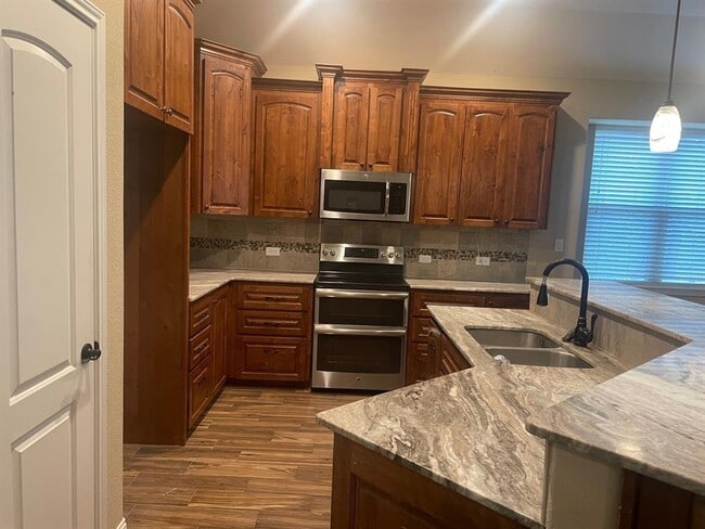 Photo - 103 S Kanaio Dr