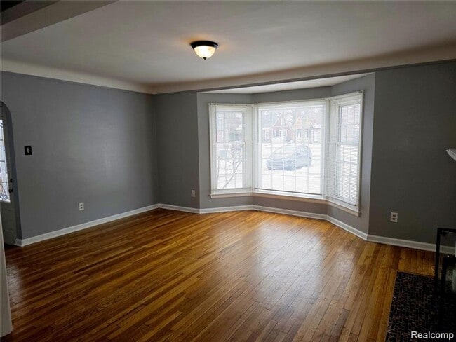 Photo - WELL MAINTAINED 3 BEDROOM 1.5 BATH BRICK BUNGALOW LOCATED IN ESTABLISHED WEST DEARBORN NEIGHBORHOOD