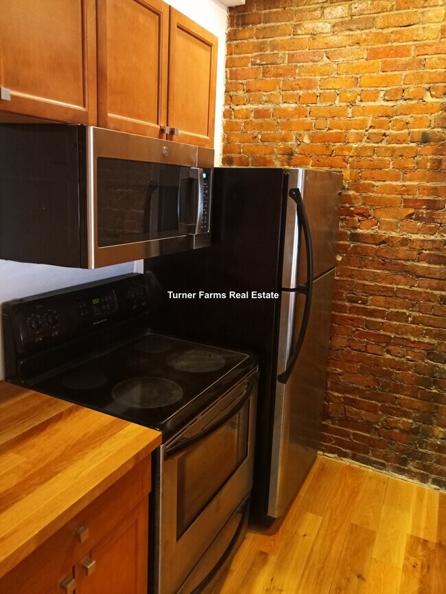 Photo - 204 Northampton St Unit 3