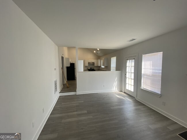 Photo - 2761 Rambling Way