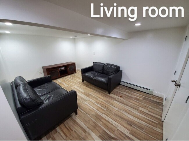 Photo - 1842 Hunt Ave Unit ground floor (sami basement)