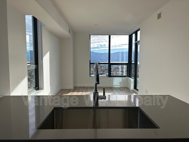 Photo - 1488 Bertram St