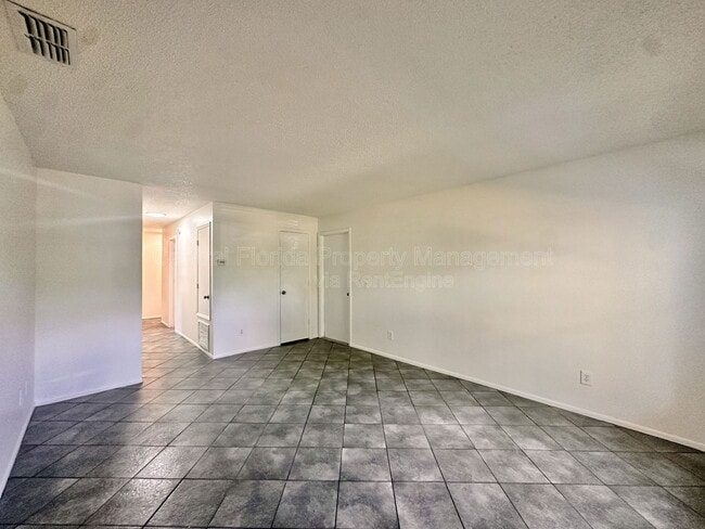 Photo - 1432 Lantry Ct