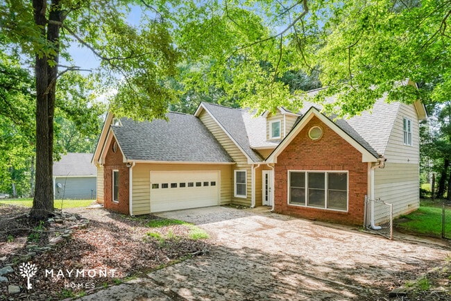 Photo - 160 Princeton Way