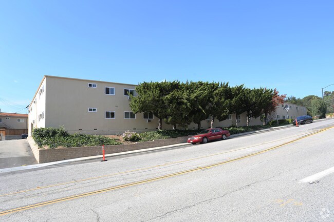 Photo - Four Sons Apartments