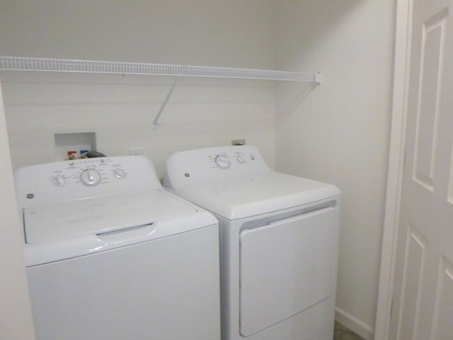 Photo - Luxury Townhome!