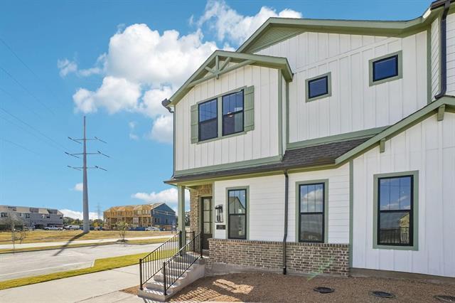 Photo - 1102 Bexar Ln