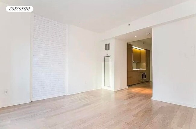 Photo - 340 E 23rd St