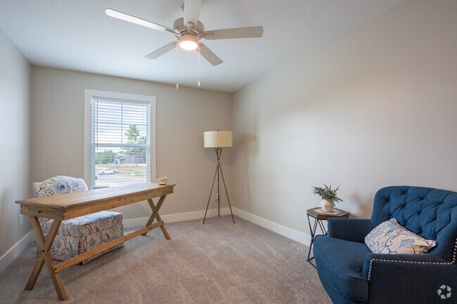 3BR, 2.5BA - 1,498SF - Tertiary Bedroom