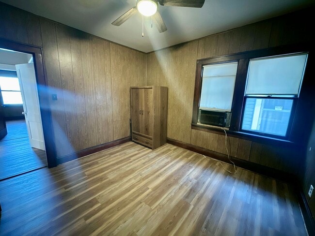 Photo - 830-832 W Nash St. (Duplex) Unit 832