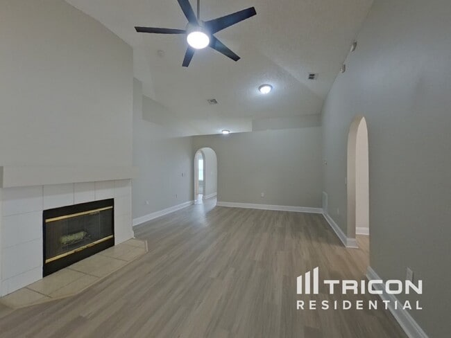 Photo - 1656 Dartmouth Dr