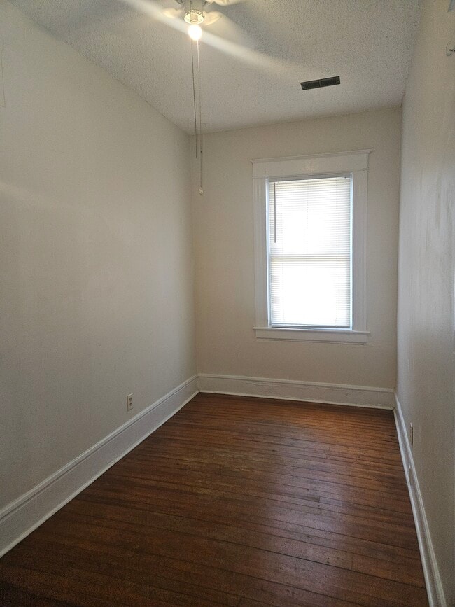 Photo - 417 N 5th Ave Unit 3