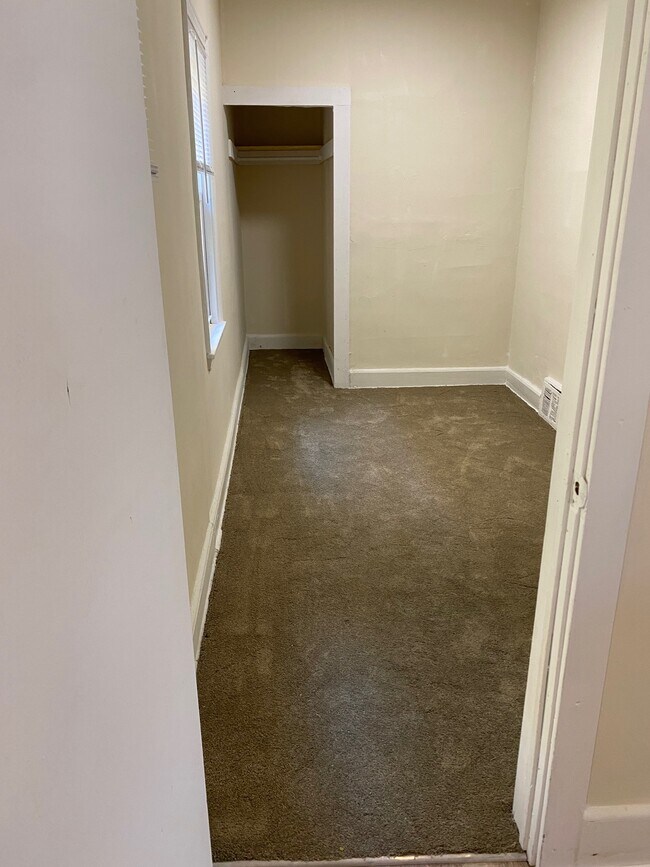 2456 N Humboldt Blvd Apartments For Rent in Milwaukee, WI