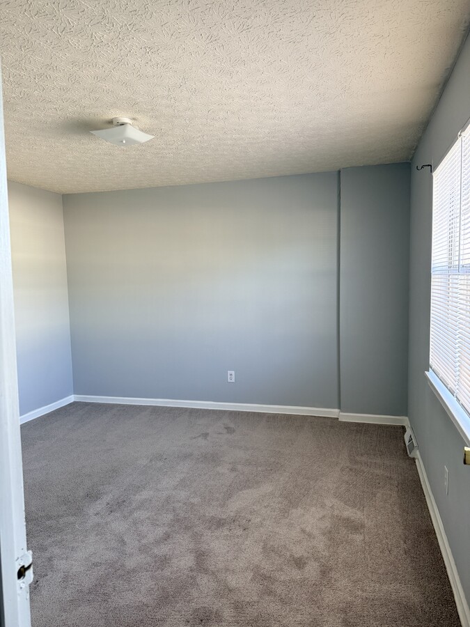 Photo - 24 Duiguid Dr