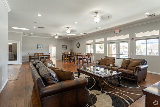 Interior Photo - Villas at Hesperia Rental