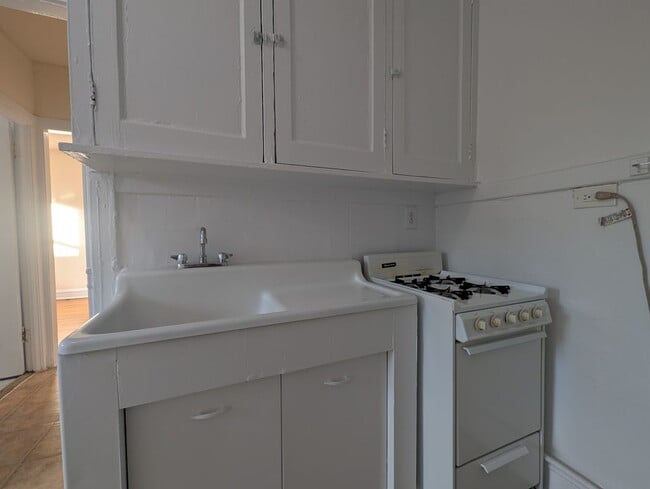 Photo - 2700 N Spaulding Ave Unit 3310-2Y
