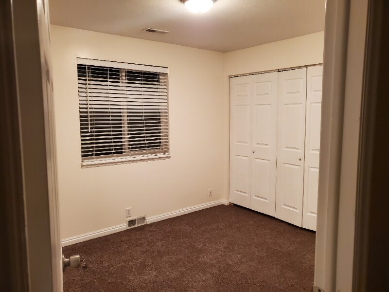 Photo - 2186 Karalee Way