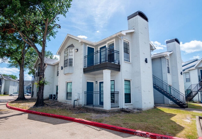 Photo - Green Tree Place