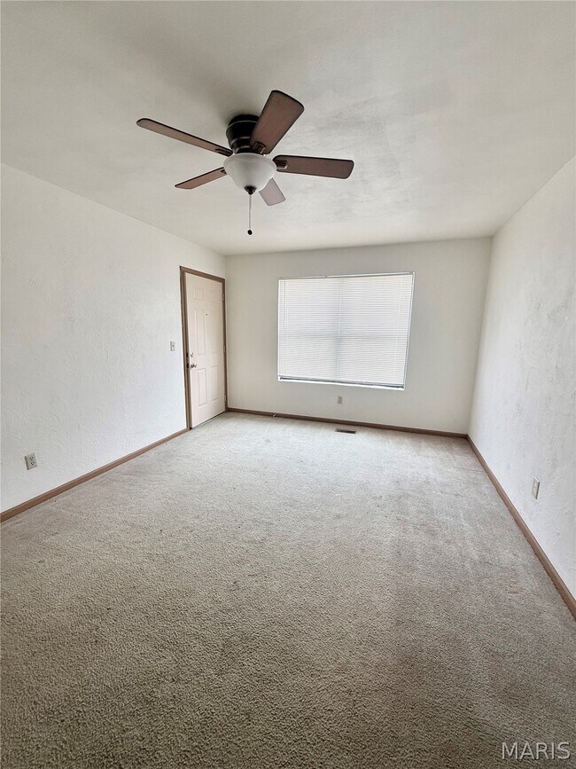 903 Georgetowne Dr