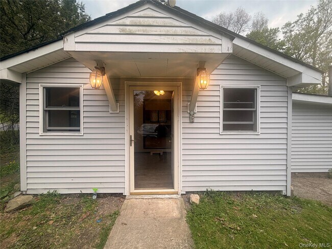Photo - 157 White Bridge Rd