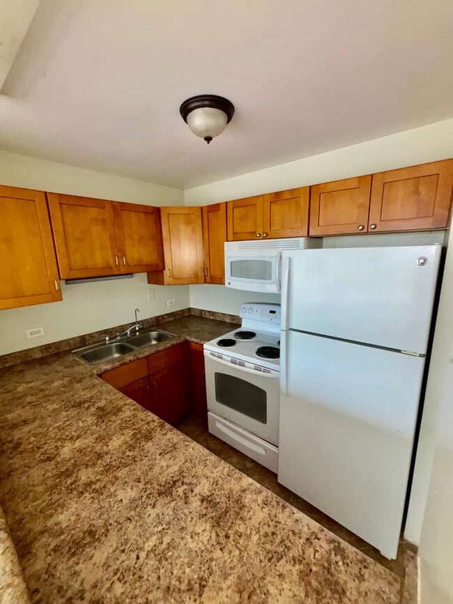 Photo - Central Location with Great Ocean and Mountain Views (509 Pio Drive) Unidad 207