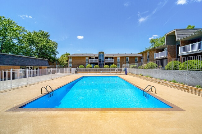 Photo - Commons at Kettering