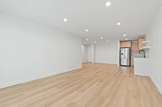 Photo - 801 2nd Street