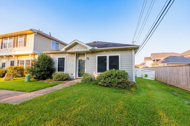 Building Photo - 1703 Nichole Woods Dr Rental
