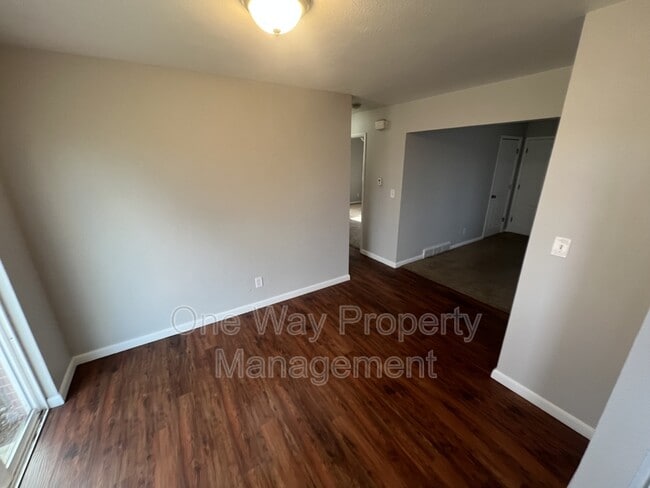 Photo - 1236 Wilshire Ave