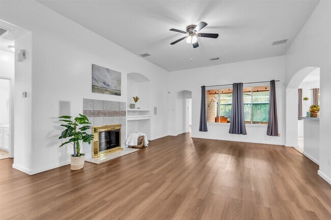 Photo - 8506 Willancy Ln