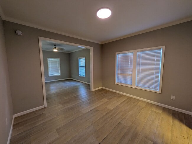 Photo - 614 Euclid St
