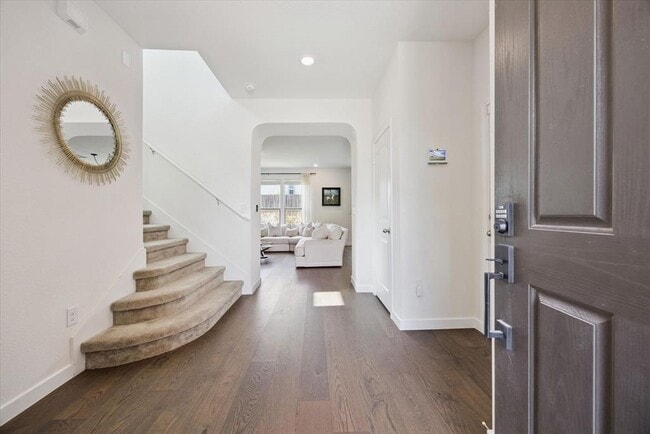 Photo - 7916 Crystalbrook W