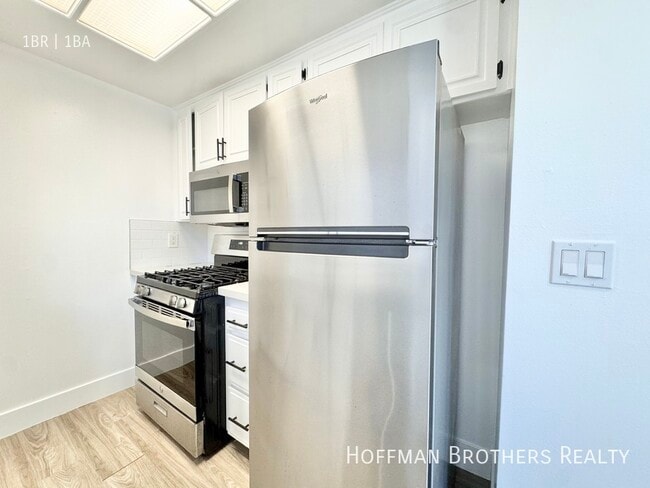 Photo - 15132 Magnolia Blvd Unit 204A