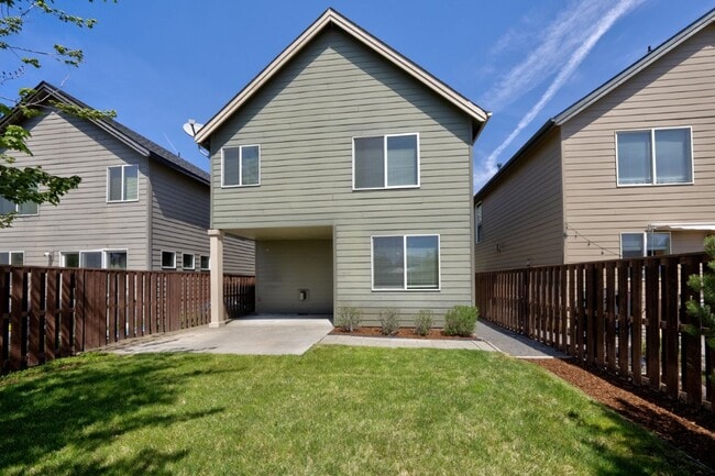 Photo - ARTS & CRAFTS GORGEOUS 2 STORY 3 BEDROOM + OFFICE 2.5 BATH. POOL, CLUBHOUSE, TENNIS INCLUDED!